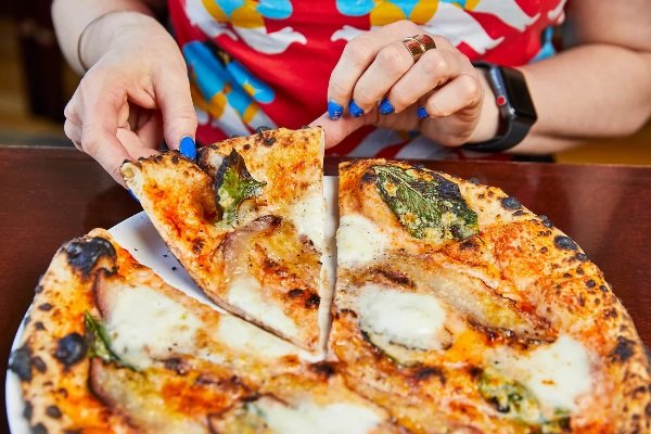 Why Fremont Loves Classic Pepperoni Pizza: A Deep Dive